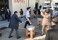 企業イベントでの餅つき