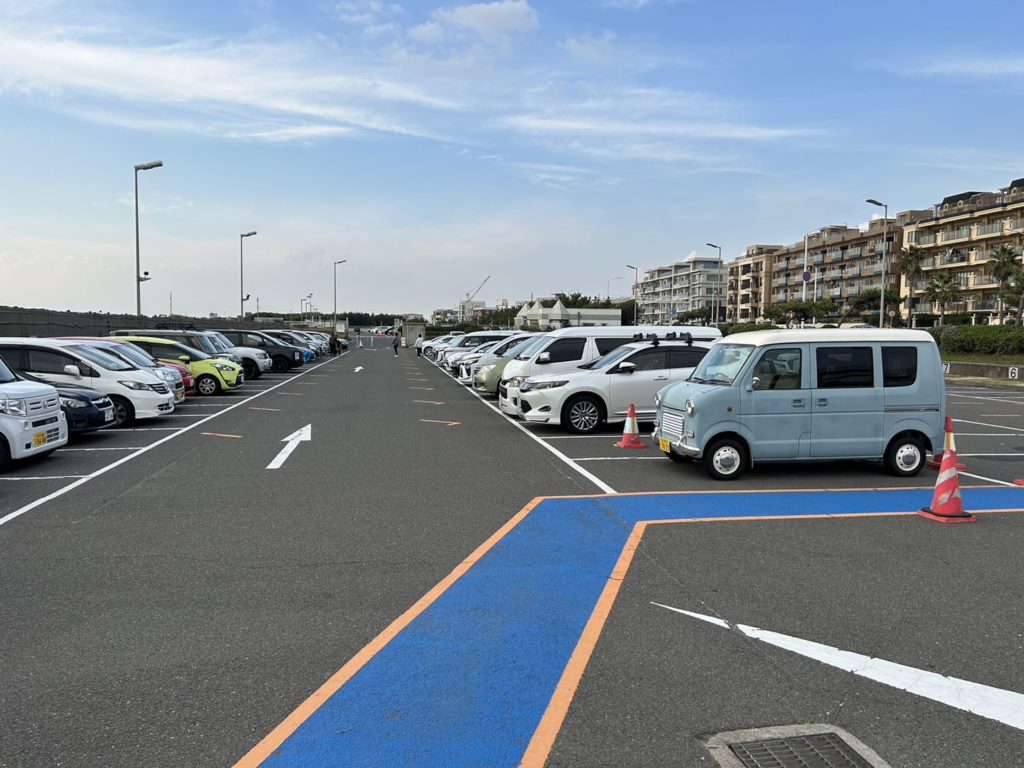 駐車台数250台収納可能です