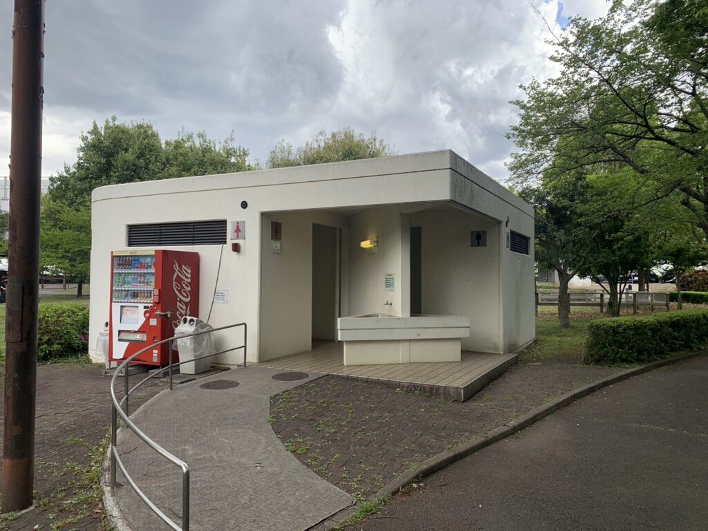 きれいなトイレも完備してます